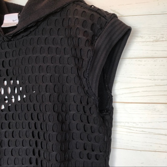 Nike Unique Short Sleeve Hoodie - Picture 5 of 8